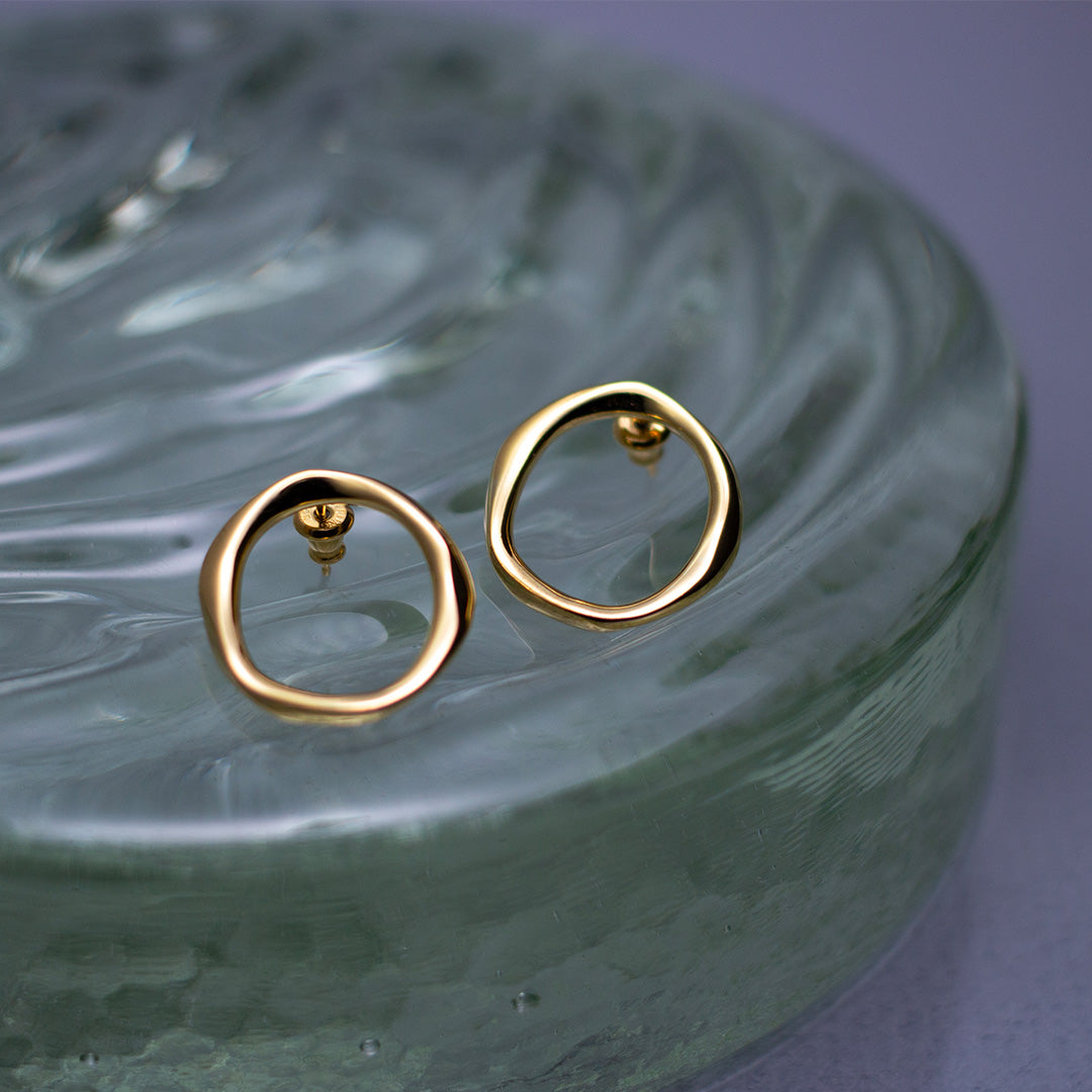 Wavy Pierced Earrings/Oval K18GP ウェイビーピアス/オーバル ゴールド