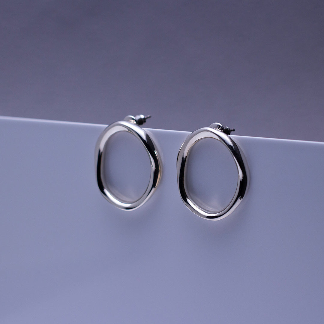 Wavy Pierced Earrings/Oval SV925 ウェイビーピアス/オーバル シルバー