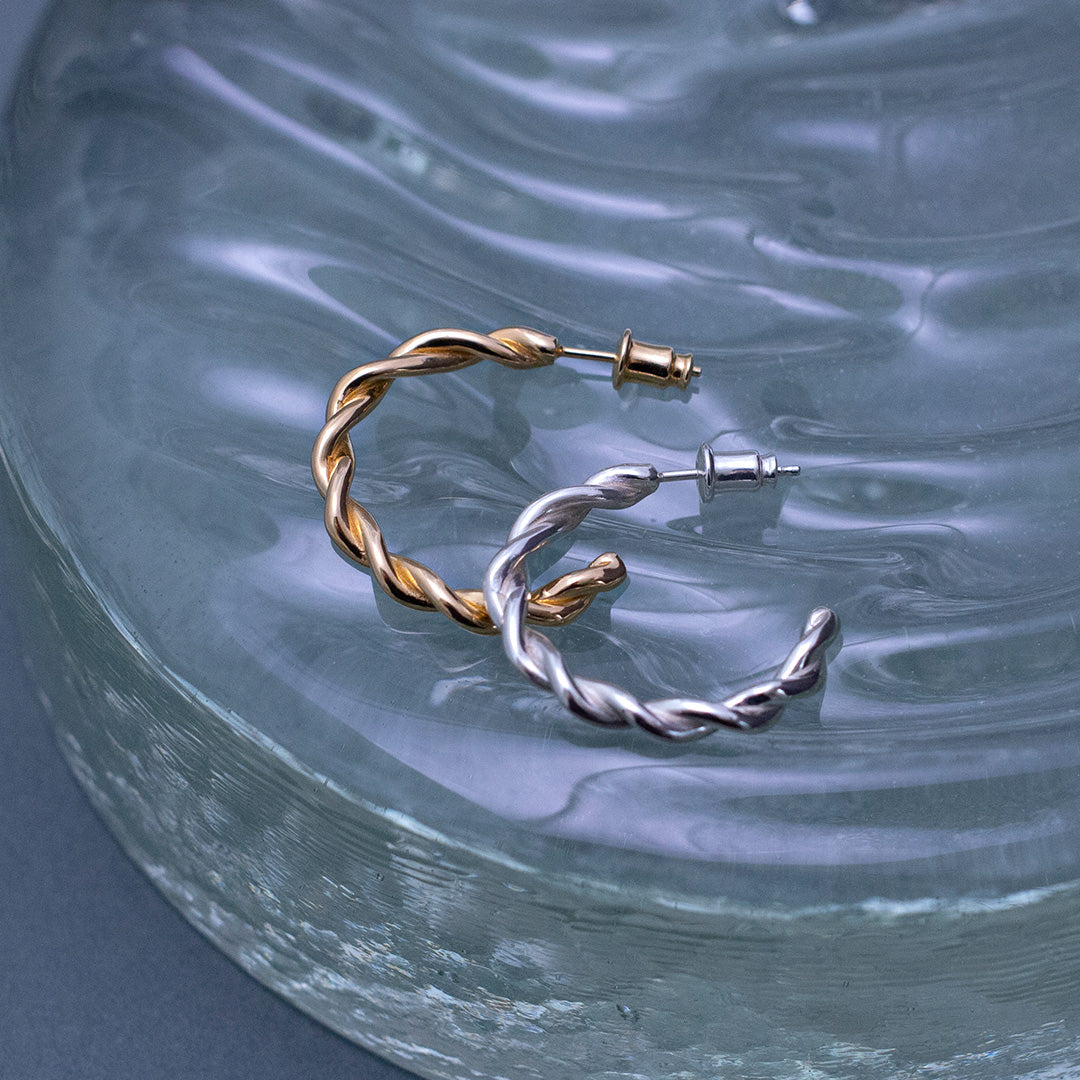 Twist Pierced Earrings/L size K18GP ツイストピアス/Lサイズ ゴールド
