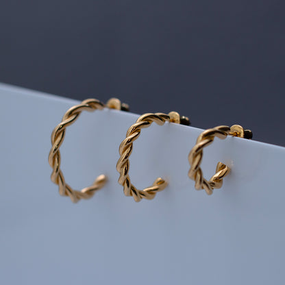 Twist Pierced Earrings/S size K18GP ツイストピアス/Sサイズ ゴールド