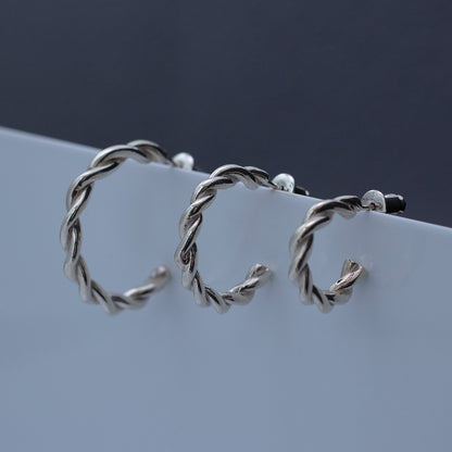 Twist Pierced Earrings/M size SV925 ツイストピアス/Mサイズ シルバー